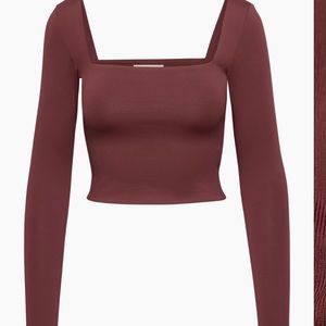 Babaton Contour Squareneck Longsleeve medium